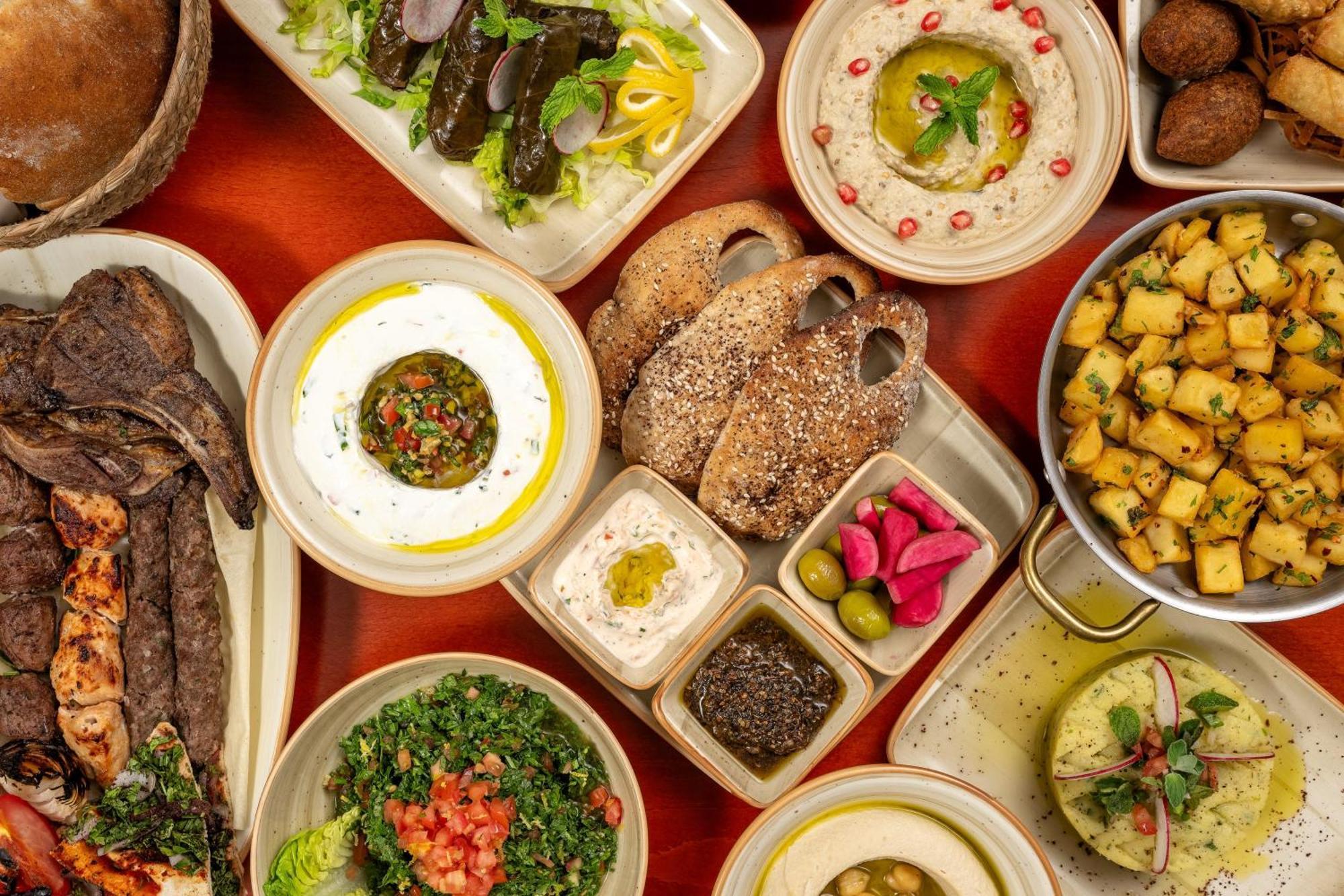 Carlton Al Moaibed Hotel Dammam Dış mekan fotoğraf Israeli cuisine