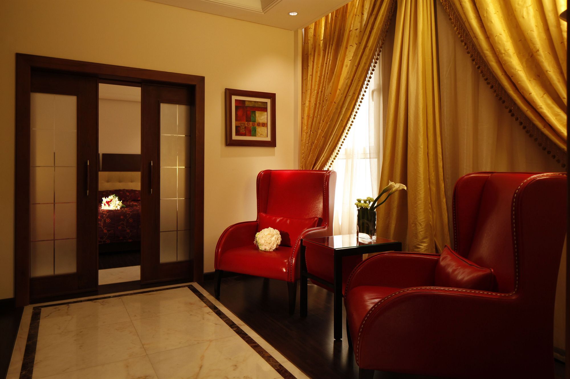 Carlton Al Moaibed Hotel Dammam Dış mekan fotoğraf A suite at the hotel